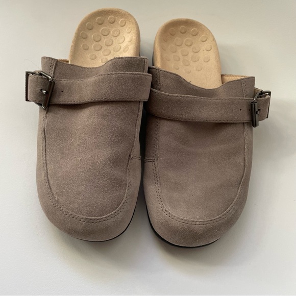 Vionic Tanya Gray Suede Buckle Slide Mule Shoes 8 - Picture 2 of 9